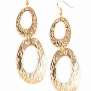 Jewelry@paparazziaccessories.com/193786